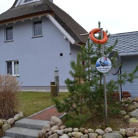 Haus Backbord Σπίτι διακοπών Zirchow